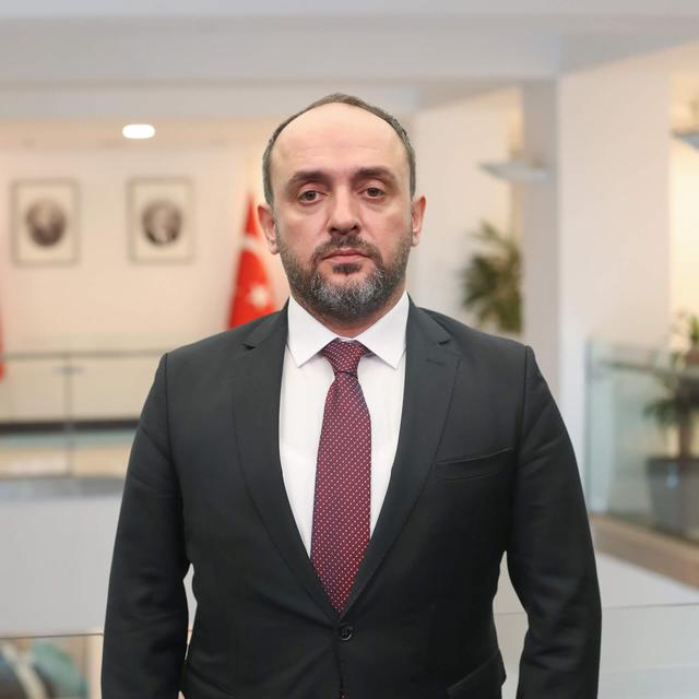 Dr. Polat Safi